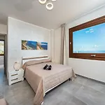 Elegant With Private Pool And Sea View Castellammare del Golfo