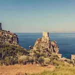 Elegant With Private Pool And Sea View Villa Castellammare del Golfo
