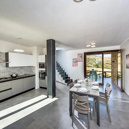 Elegant With Private Pool And Sea View *