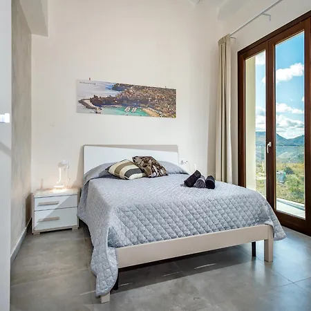 Elegant With Private Pool And Sea View *